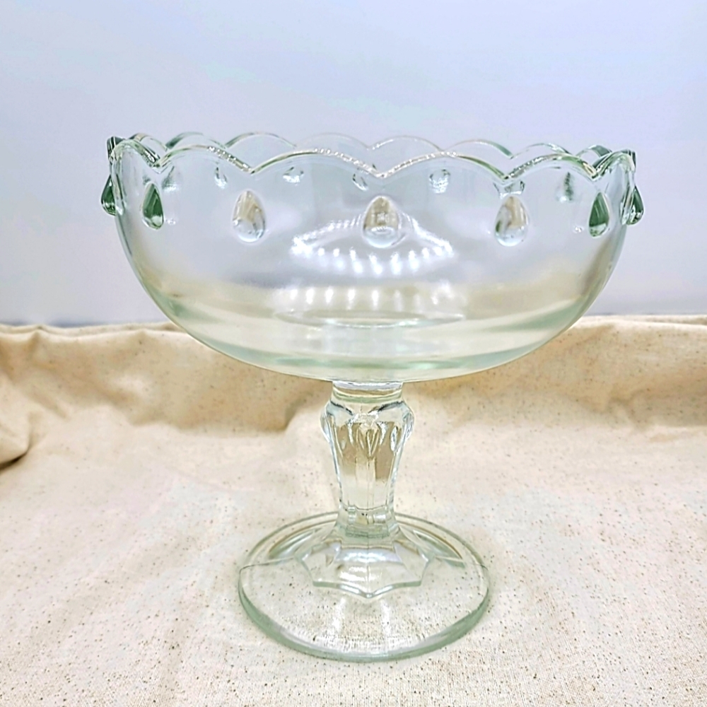 Indiana Glass Teardrop Pedestal Compote Clear Scalloped Edge 50s Midcentury Vtg